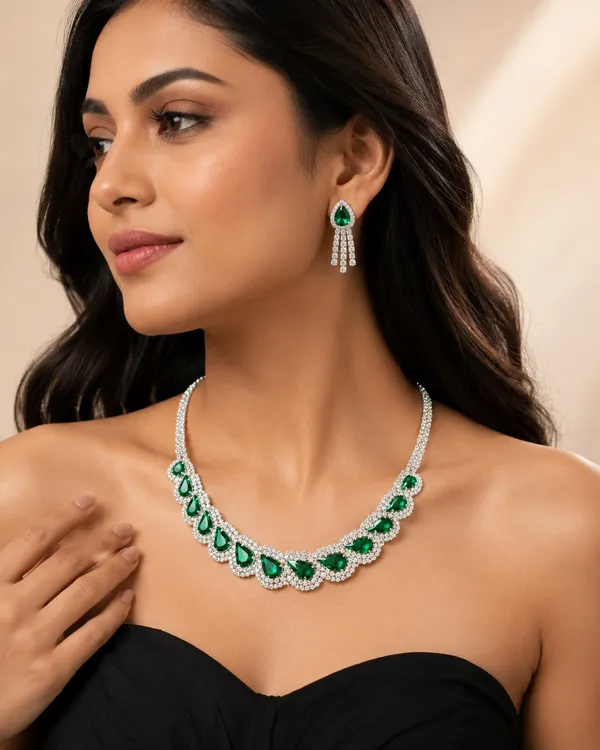 Silver_Green_Brass_Crystal_Teardrop_Emerald_Necklace_For_Women