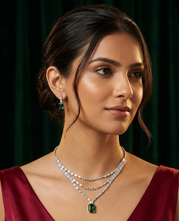 Silver_Green_Topaz_Layered_Diamond_Necklace_Set_For_Women