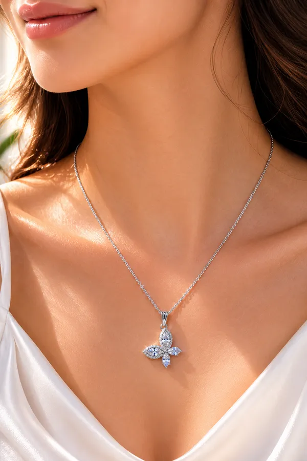 Silver_Brass_Cubic_Zirconia_Floral_Pendant_Necklace_For_Women