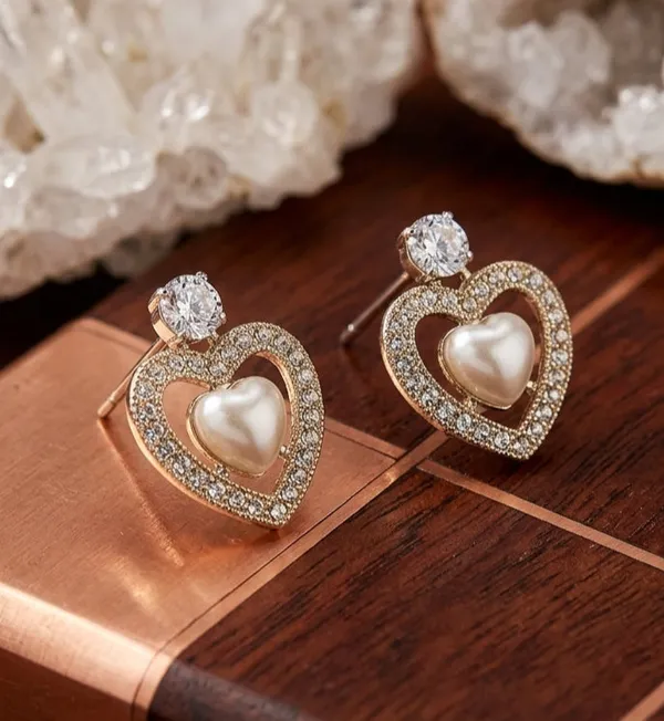Gold_Brass_Heart_Pearl_Drop_Earrings_For_Women