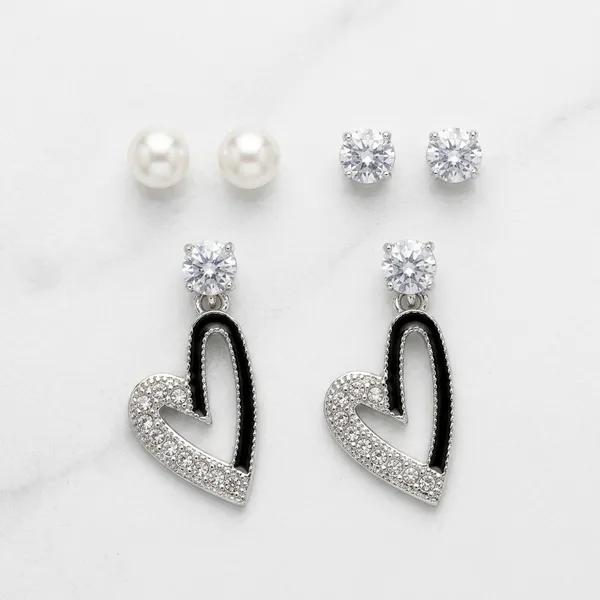 Silver_Brass_Crystal_Pearl_Shadow_Heart_Earring_Set_For_Women
