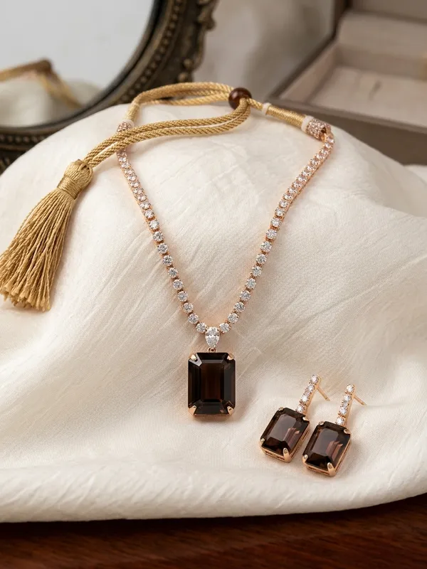 Silver_Brass_Sparkling_Stone_Velvet_Ember_Necklace_For_Women