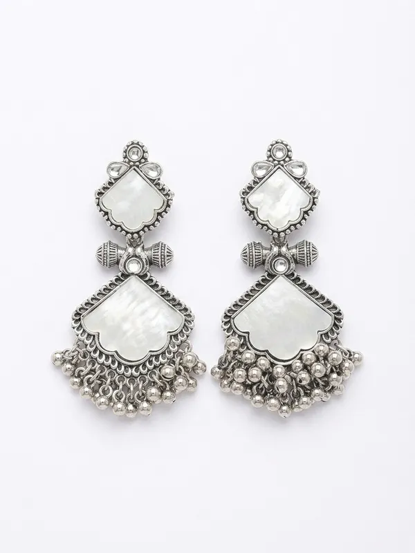 Silver_Oxidised_Brass_Mother_Of_Pearl_Nazra_Jhumka_For_Women