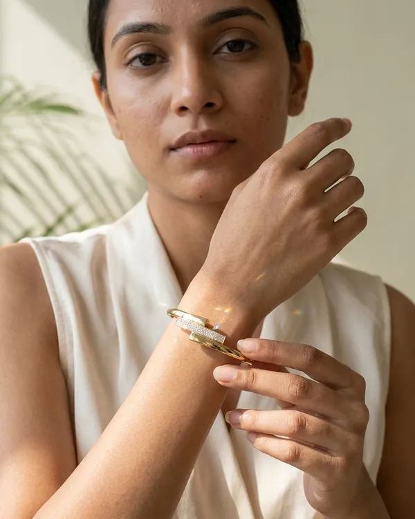 Gold_Brass_Crystal_Open_Cuff_Ebon_Curve_Bracelet_For_Women