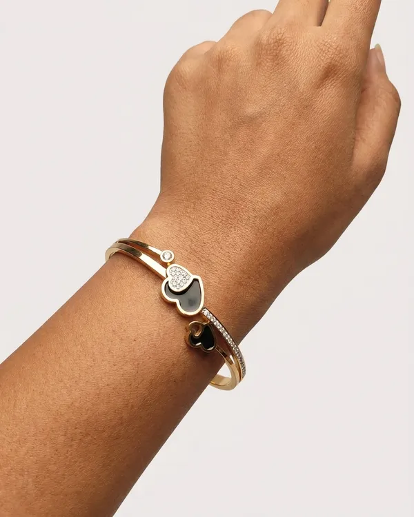 Gold_Brass_Crystal_Heart_Lustre_Love_Bracelet_For_Women