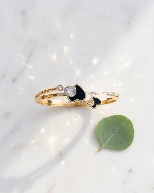 Gold_Brass_Crystal_Heart_Lustre_Love_Bracelet_For_Women
