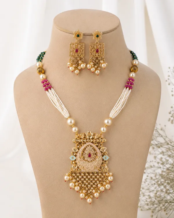 Gold_Brass_Pearl_Gemstone_Noor_Necklace_Set_For_Women