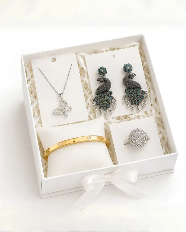 Multicolor_Brass_Jewellery_Gift_Box_For_Women