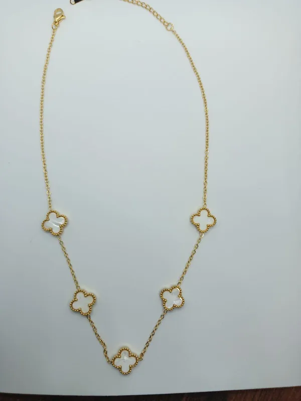 Alba_Clover_Necklace