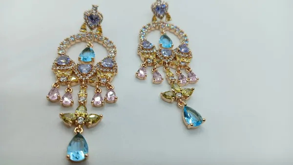 Aurelia_Chandelier_Earrings