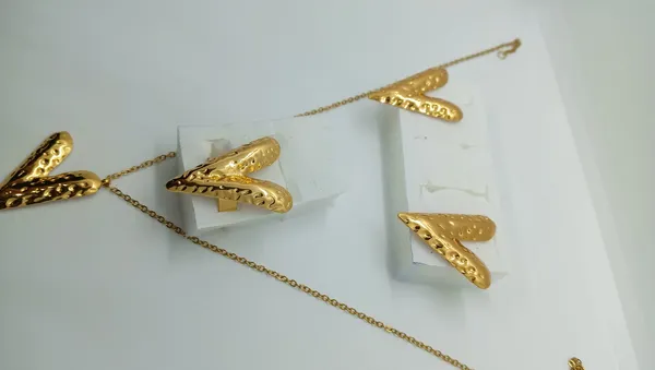 Élan_Jewellery_Set