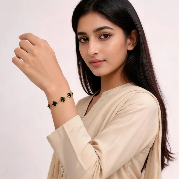 Onyx_Clover_Bracelet