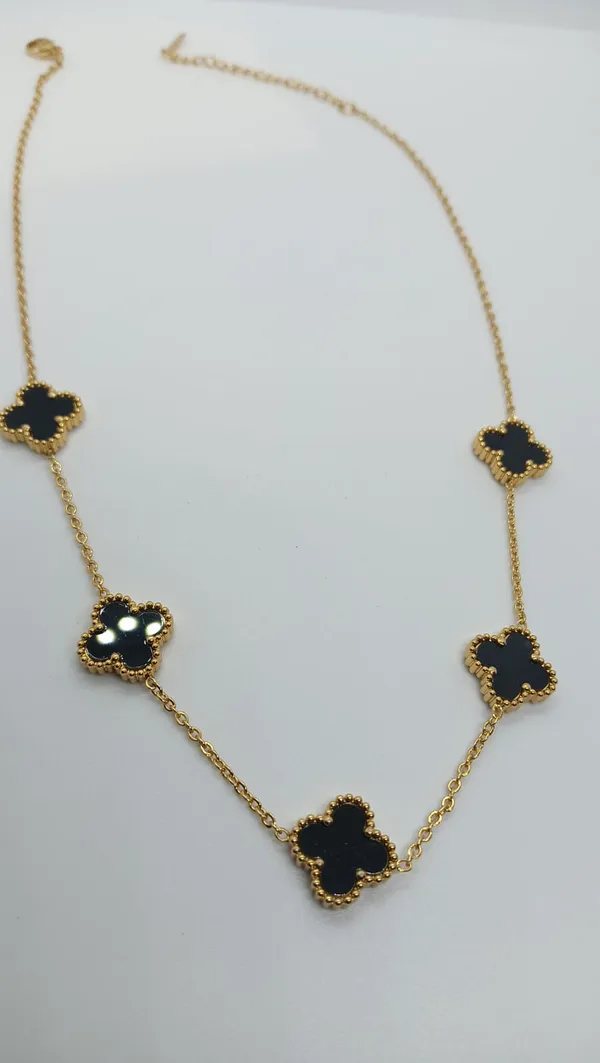 Onyx_Clover_Necklace