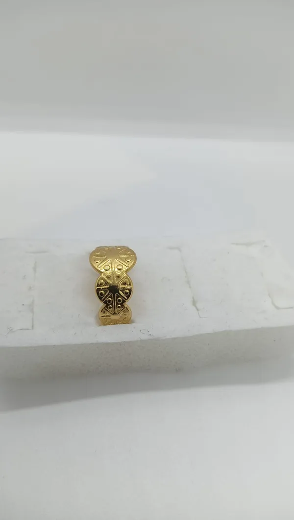 Solenne_Arc_Ring