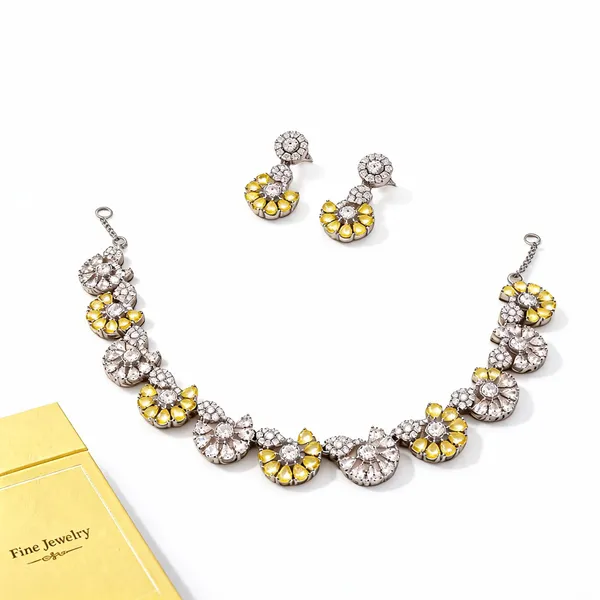 Gold_Silver_Brass_Floral_Stone_Necklace_Set_For_Women