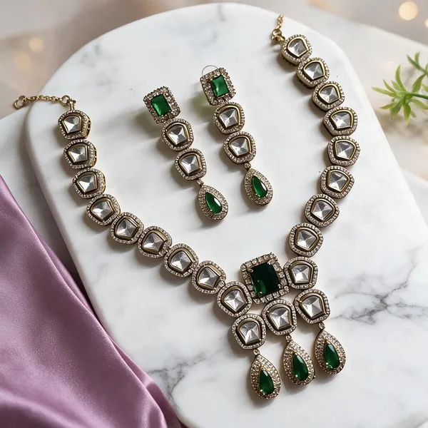 Green_Brass_Kundan_Square_Motif_Necklace_&_Earrings_Set_For_Women