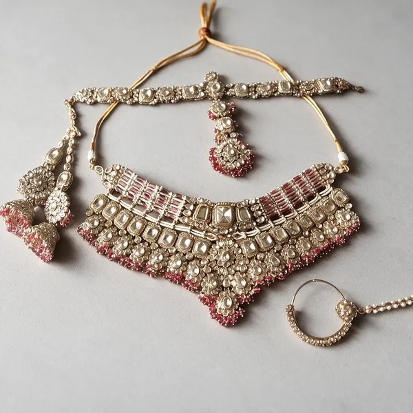 Gold_Red_Kundan_Choker_Bridal_Jewellery_Set_For_Women