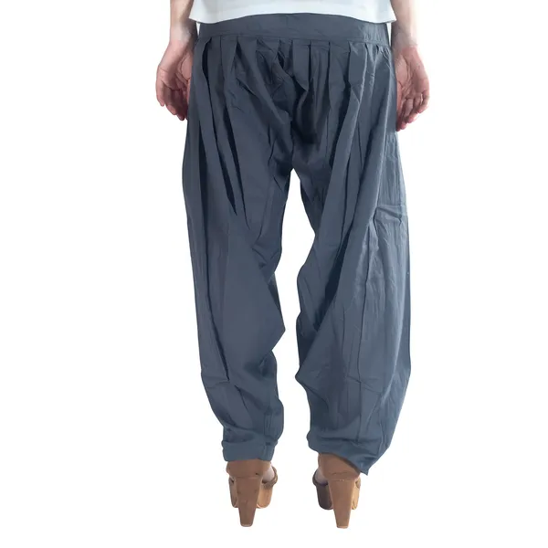 Grey_Cotton_Loose_Fit_Patiala_Pant_For_Women