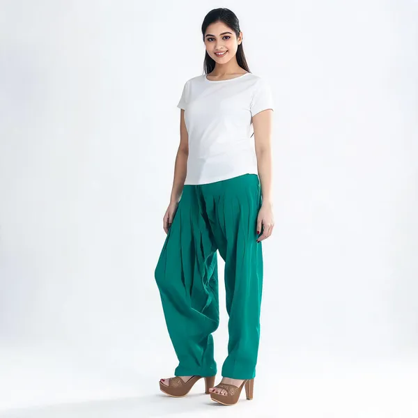Lama_Green_Cotton_Loose_Fit_Patiala_Pant_For_Women