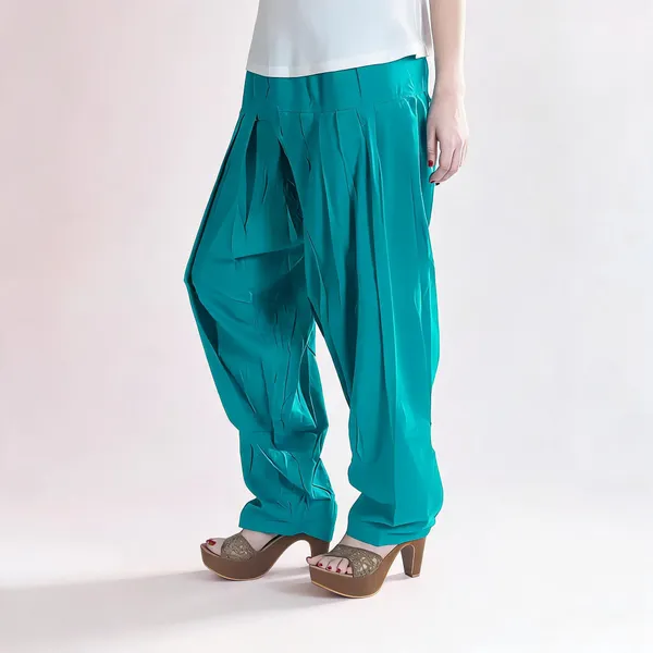 Turquoise_Cotton_Loose_Fit_Patiala_Pant_For_Women