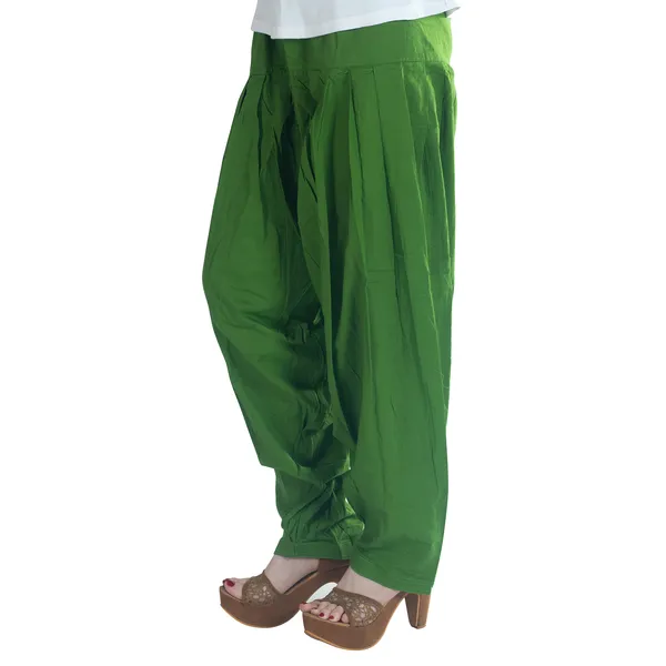 Mehendi_Green_Cotton_Loose_Fit_Patiala_Pant_For_Women
