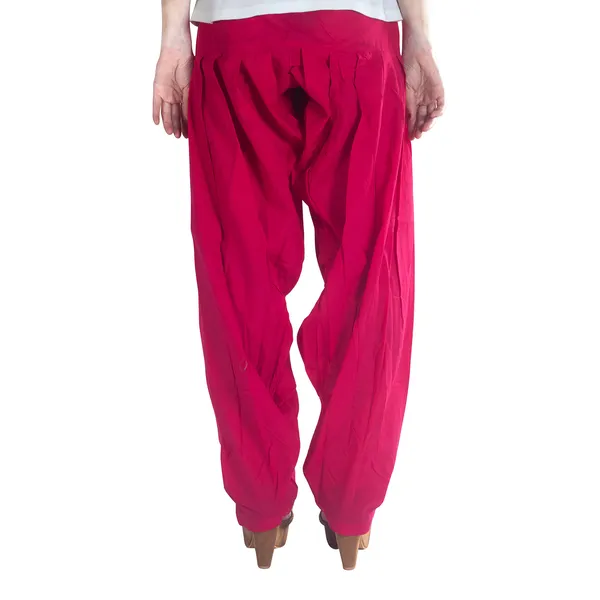 Pink_Cotton_Loose_Fit_Patiala_Pant_For_Women