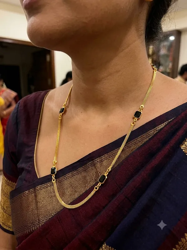 Gold_Black_Brass_Stone_Chain_Necklace_For_Women