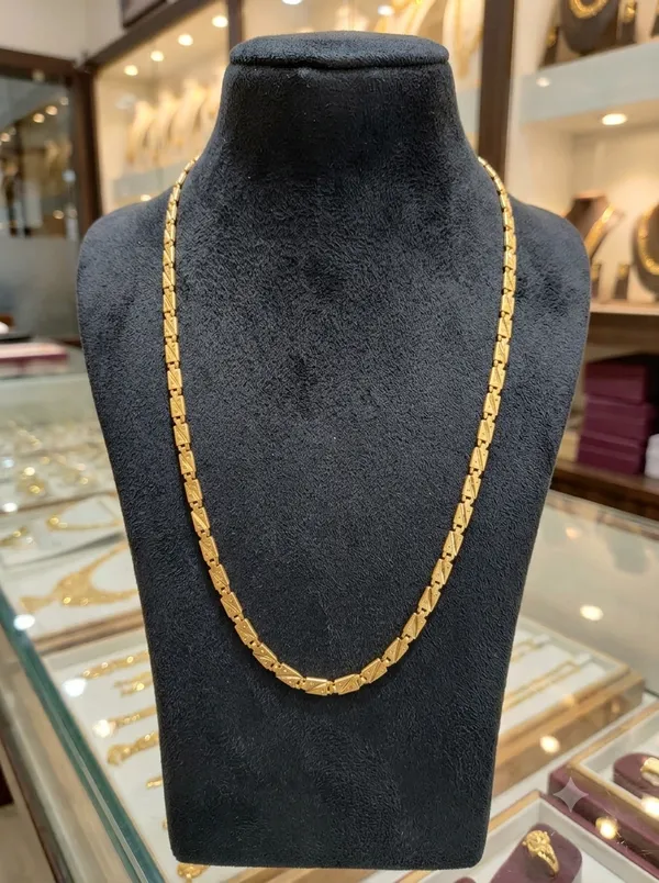 Gold_Brass_Geometric_Link_Chain_Necklace_For_Men