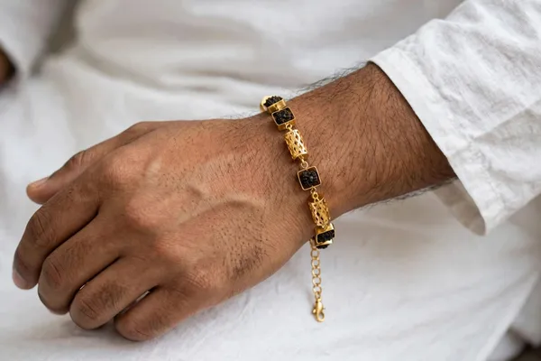 Gold_Brass_5_Mukhi_Rudraksha_Adjustable_Bracelet_For_Unisex