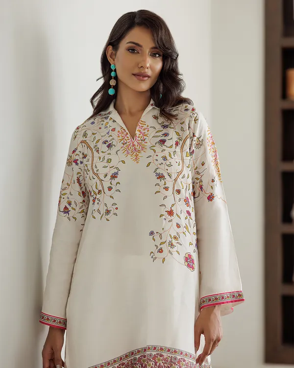 Cream_Korean_Bsy_Printed_Co-Ord_Set_For_Women