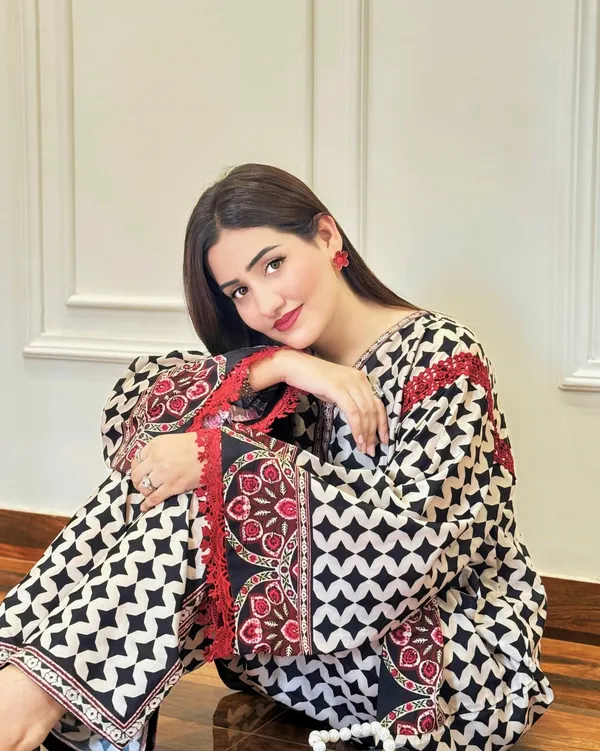 Black_Korean_Bsy_Printed_Co-Ord_Set_For_Women