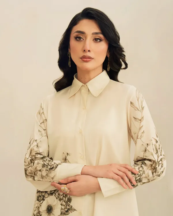 Cream_Korean_Bsy_Floral_Print_Relaxed_Co-Ord_Set_For_Women