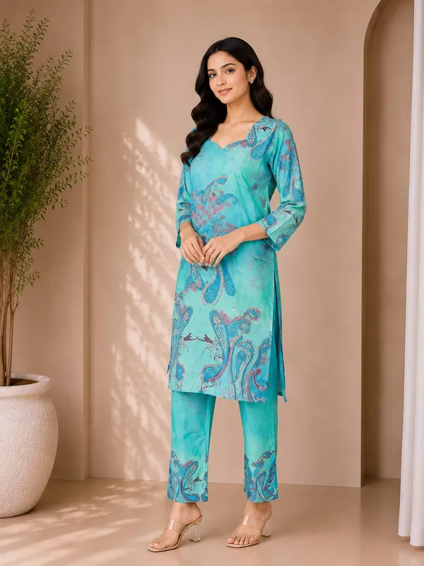 Turquoise_Rayon_Straight_Paisley_Kurta_Set_For_Women