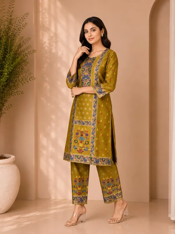 Olive_Rayon_Straight_Printed_Kurta_Set_For_Women