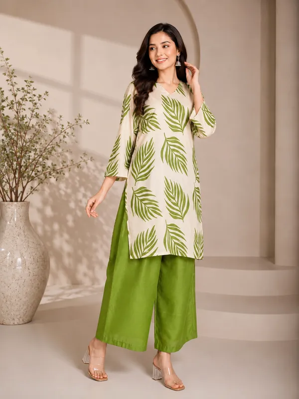 Green_Rayon_Leaf_Print_Straight_Kurta_Set_For_Women