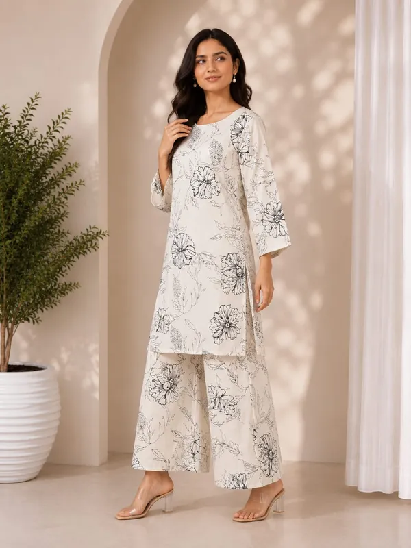 Cream_Rayon_Floral_Print_Straight_Kurta_Palazzo_Set_For_Women