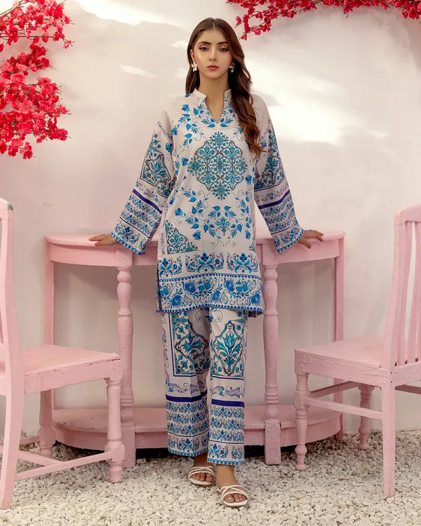 White_Korean_Bsy_Relaxed_Floral_Printed_Co-Ord_Set_For_Women
