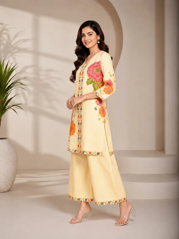 Yellow_Rayon_Floral_Print_Straight_Kurta_Palazzo_Set_For_Women