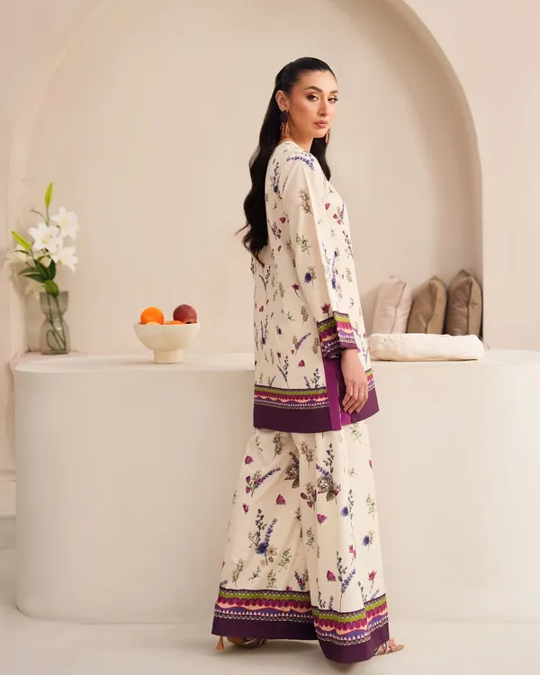 Cream_Korean_Bsy_Floral_Print_Co-Ord_Set_For_Women