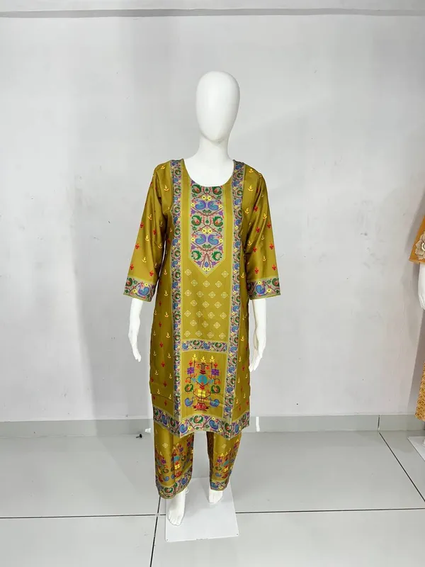 Olive_Rayon_Straight_Printed_Kurta_Set_For_Women