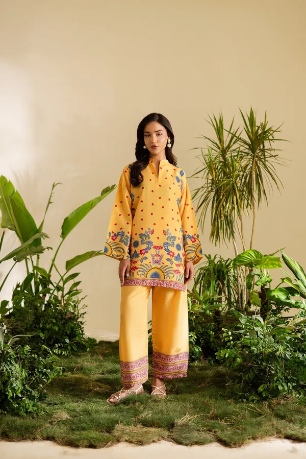 Yellow_Korean_Bsy_Printed_Straight_Kurta_Pant_Set_For_Women