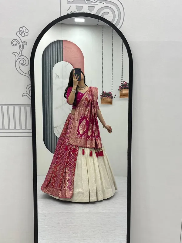 Pink_Printed_Ethnic_Lehenga_Choli_Set_For_Women