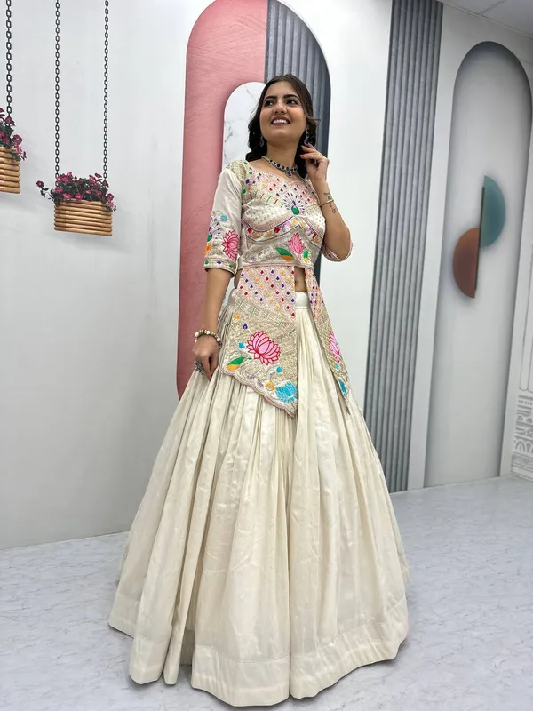 Cream_Embroidered_Flared_Lehenga_Choli_For_Women