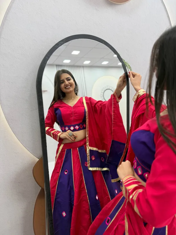 Pink_Traditional_Lehenga_Choli_Set_For_Women