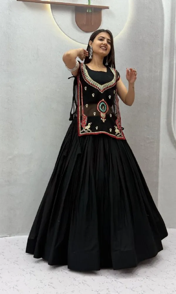 Black_Embroidered_Lehenga_Choli_Set_For_Women