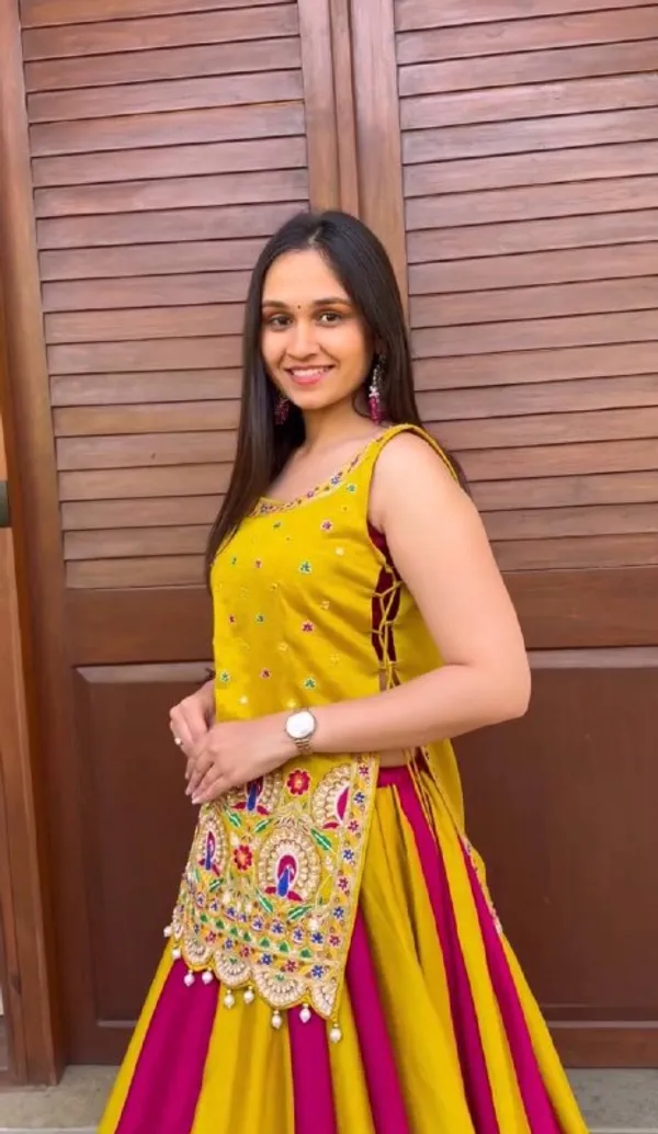 Yellow_Traditional_Lehenga_Choli_Set_For_Women