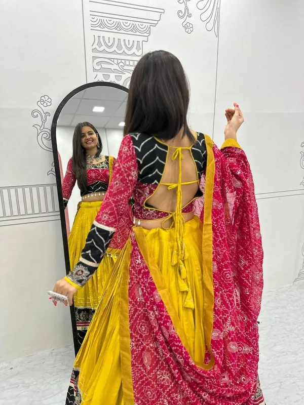 Yellow_Printed_Flared_Lehenga_Choli_Set_For_Women