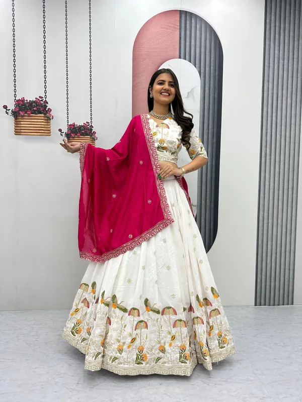 White_Floral_Embroidered_Lehenga_Choli_Set_For_Women