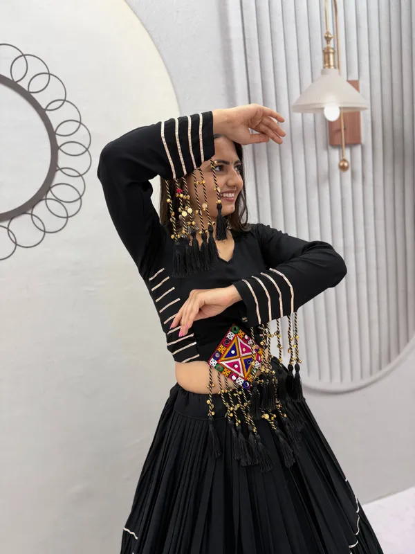 Black_Embellished_Lehenga_Set_For_Women