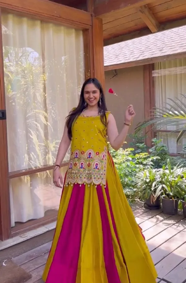 Yellow_Traditional_Lehenga_Choli_Set_For_Women